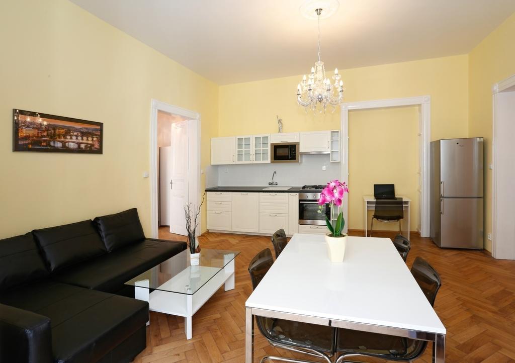 Apartment Near The Charles Bridge Prague Phòng bức ảnh